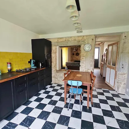 بيت للعطل Maison De Village Avec Jardin Clos Bouzic